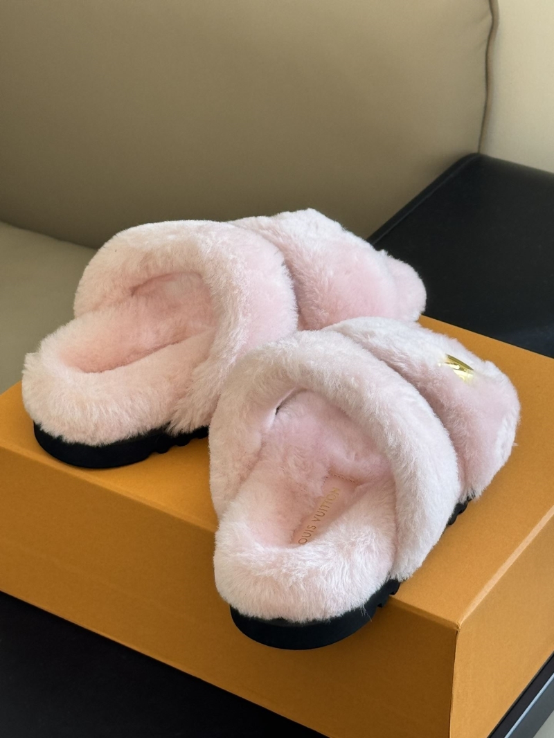 Louis Vuitton Slippers